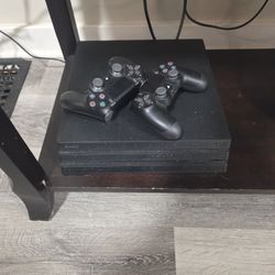 PS4 Pro 