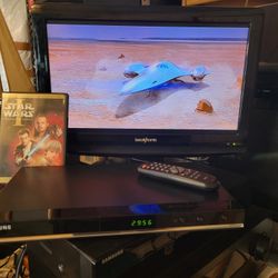 Broksonic LED 19in HDMI TV With Samsung HDMI DVD Player