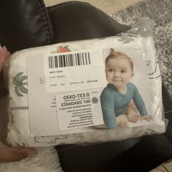 Carters Crib Sheets (4)- Brand New 