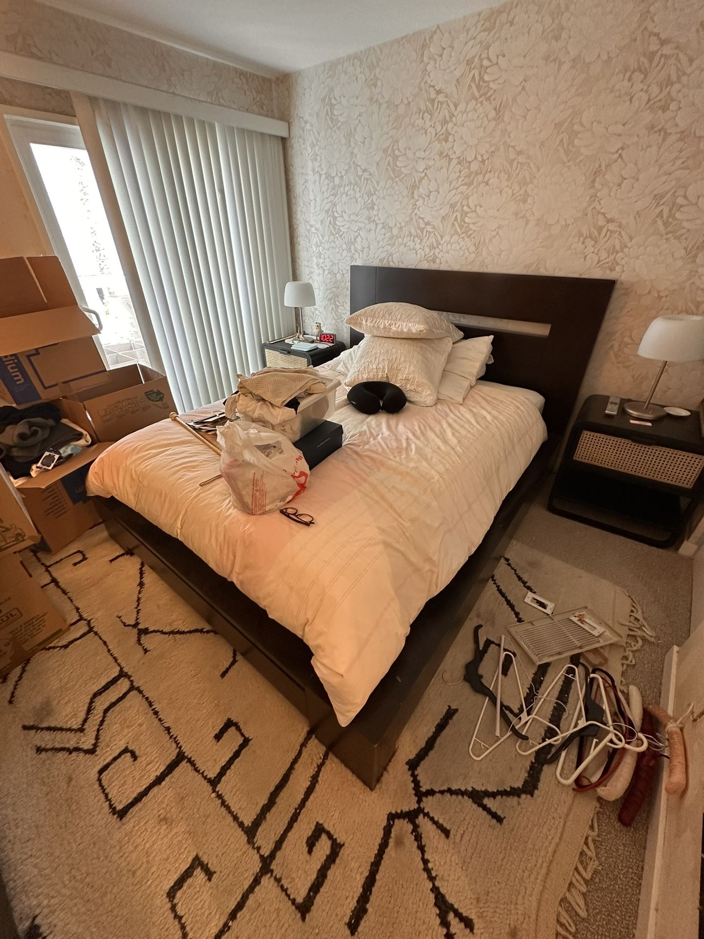 Queen Bed Frame With Dresser