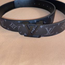 Black Louis Vuitton Belt