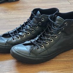 LEATHER BLACK CONVERSE HIGH TOPS