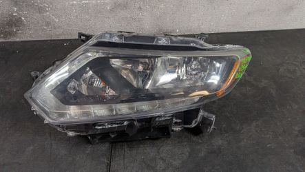 2014-2015-2016 NISSAN ROGUE LEFT HEADLIGHT OEM USED #11064
