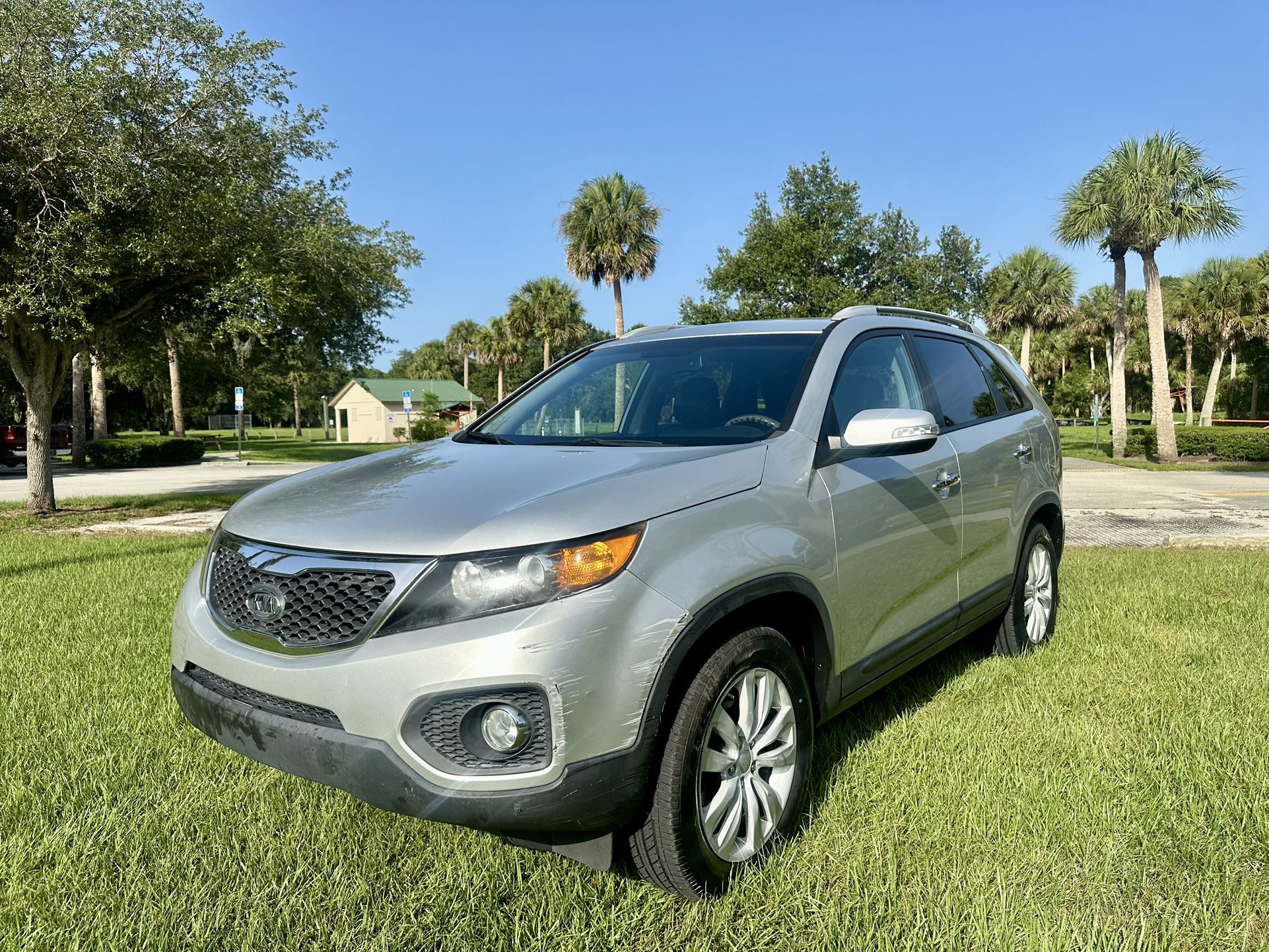 2011 Kia SORENTO EX SUV