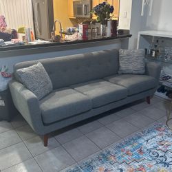 GREY COUCH LIKE NEW CONDITION 