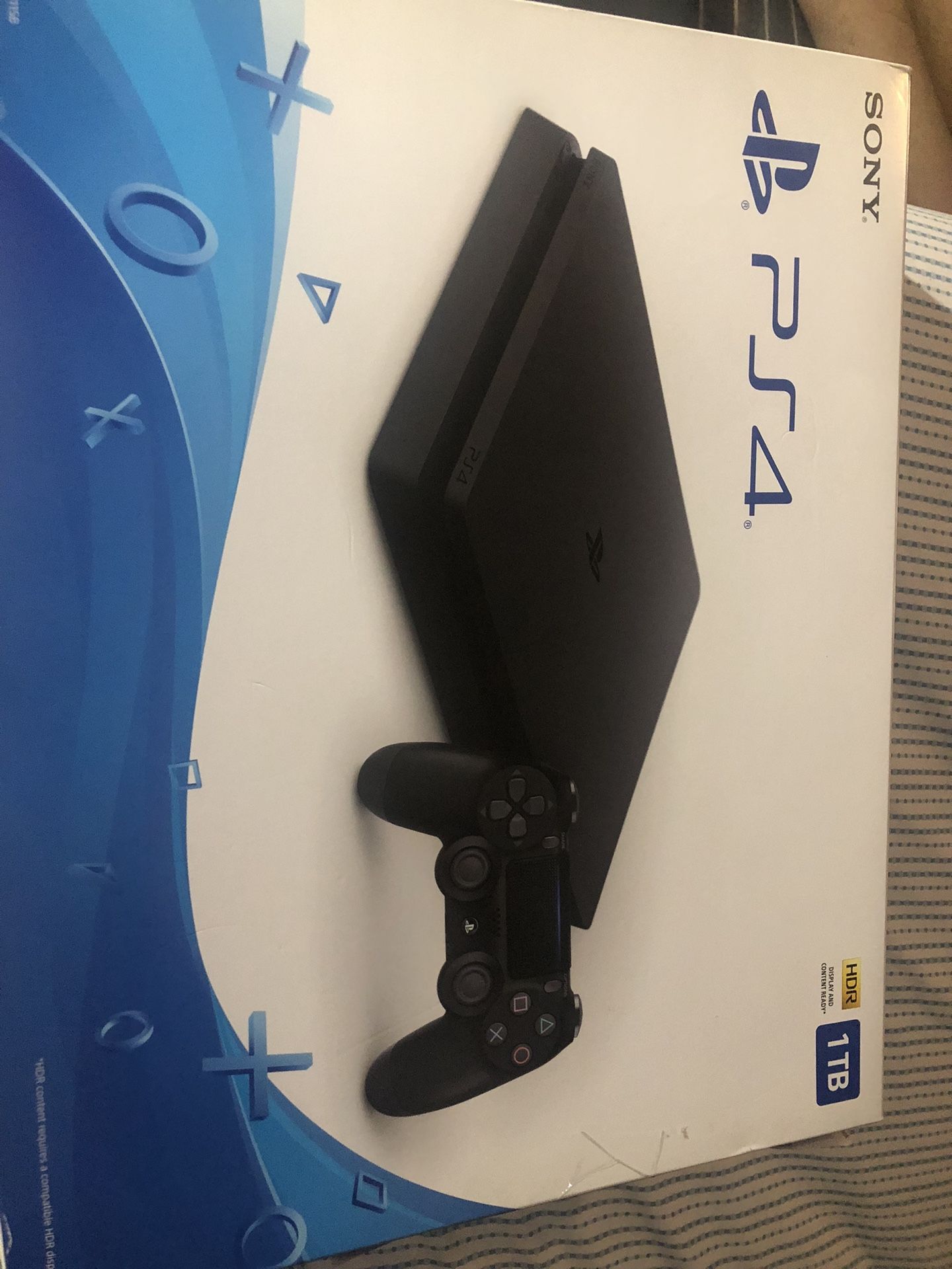 SONY. PS4. CONSOLE. CUH 2115B. JET BLACK.