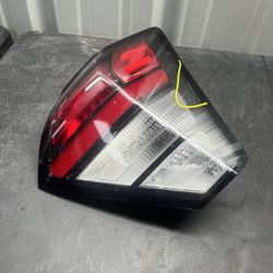 2024 Hyundai Kona Right Rear Lower Tail Light OEM (Passenger Side)