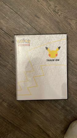 Pokémon TCG 25th Anniversary Card Binder