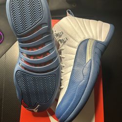 Jordan 12 French Blue Size 9 Used