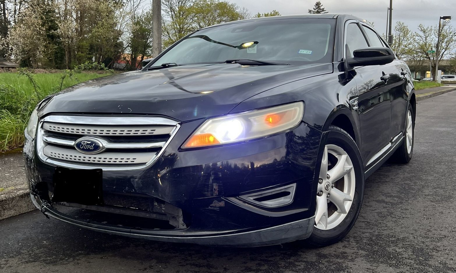 2011 Ford Taurus