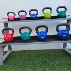 9 KETTLE BELLS SET, BRAND NEW 