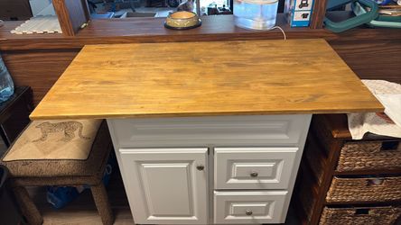 Kitchen Island