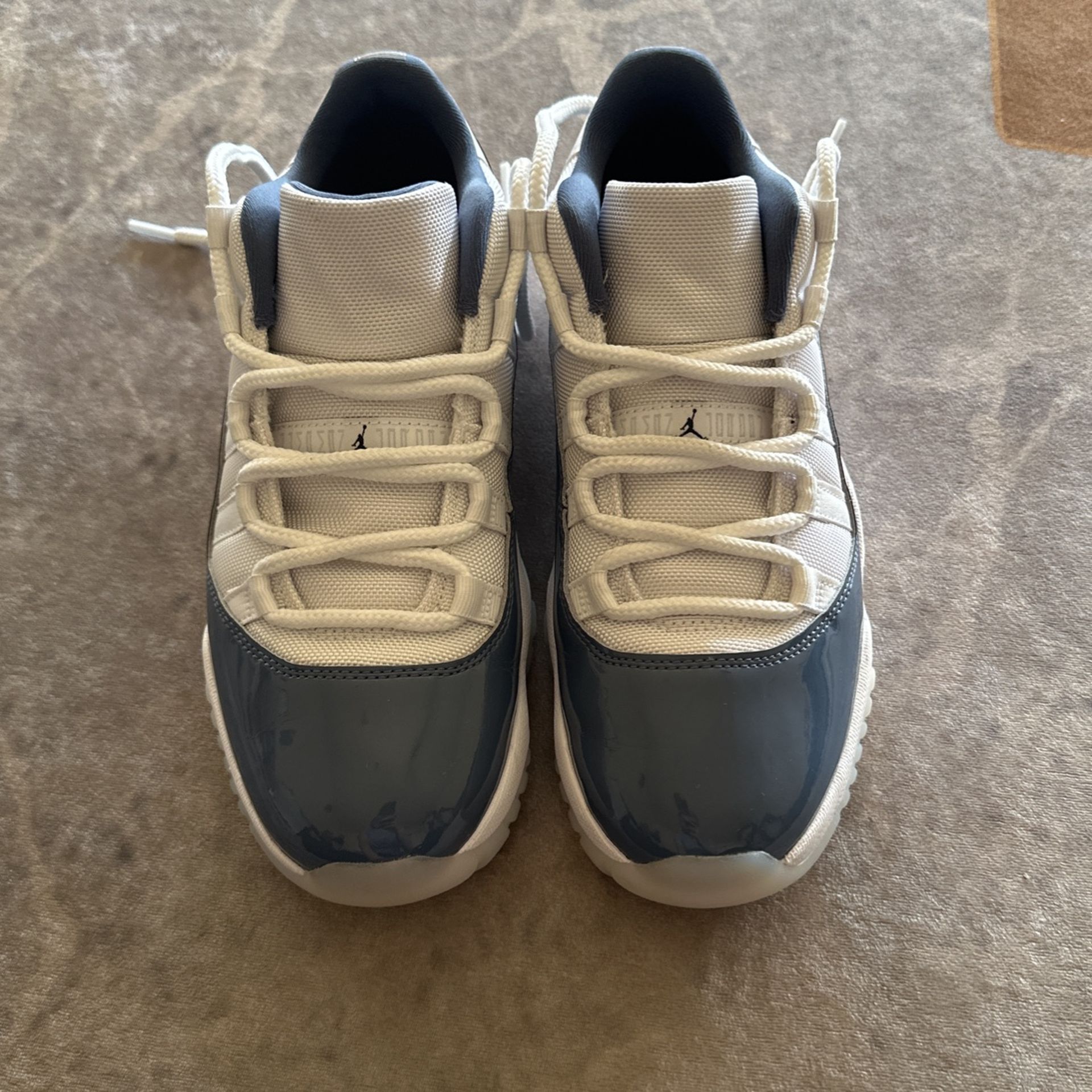 Jorden 11 Low’s Men’s 8 Women’s 9.5 $170