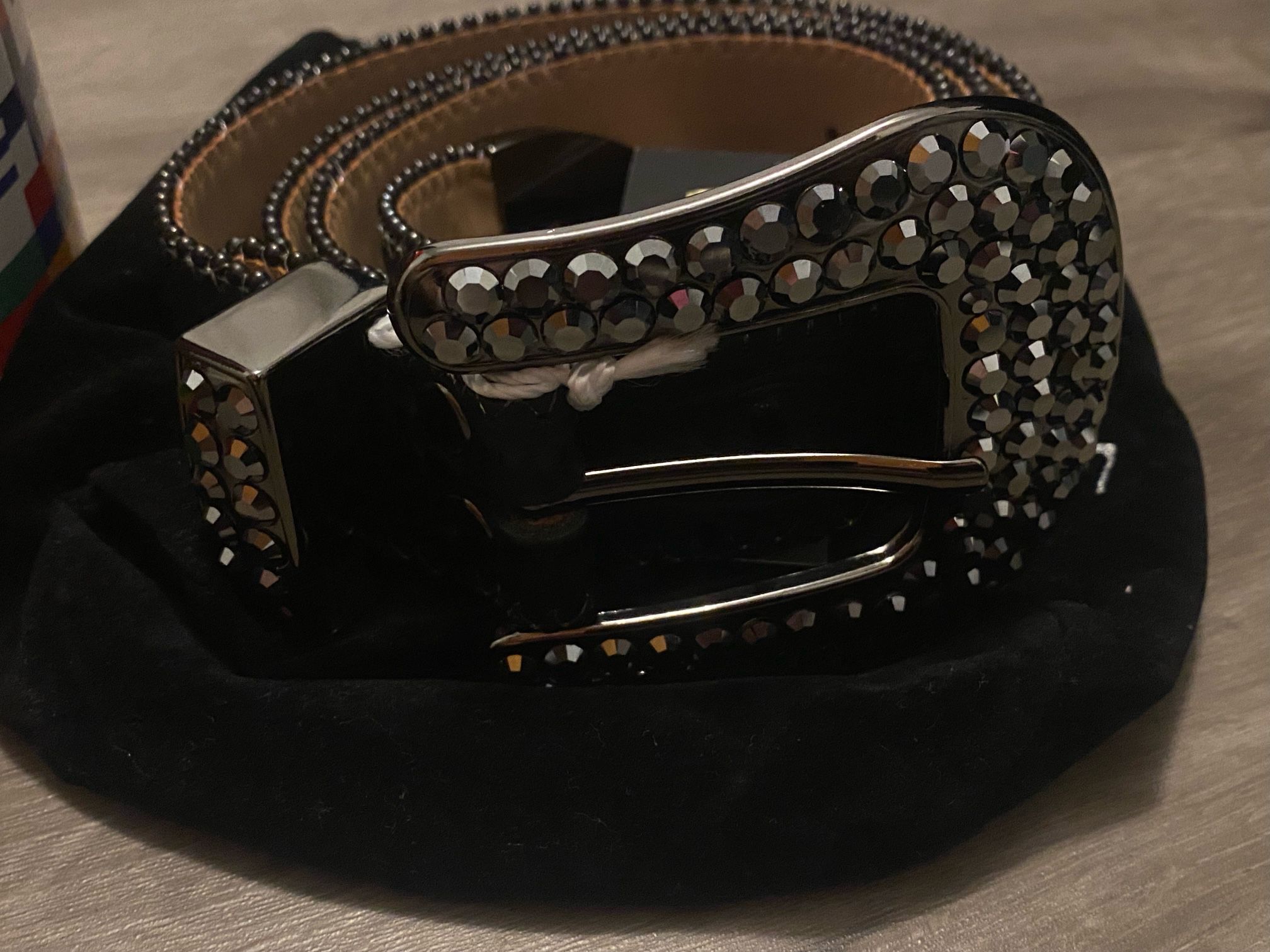 Classic Noir BB Simon Belt available now in store! Size 32 $220 11