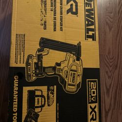 DeWalt narrow crown stapler 18g