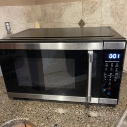 Like New Microwave