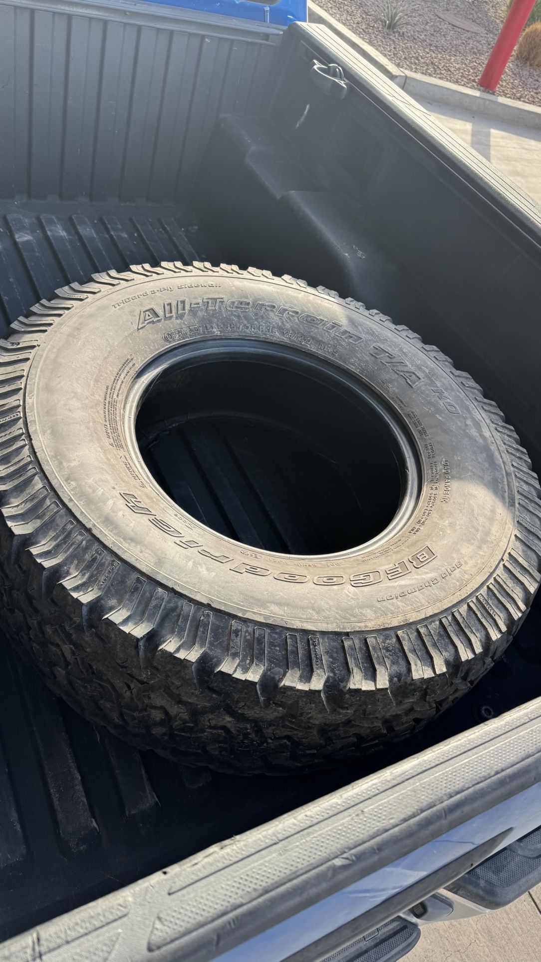 BFGoodrich KO All-Terrain Tire LT 285/75 R16