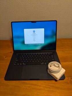Apple MacBook Air 15" 2025 Midnight w/ M4/16GB/256GB