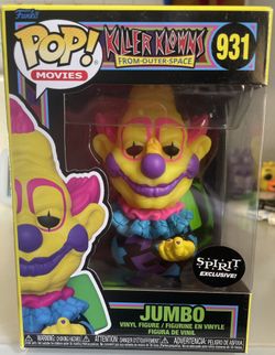 Black Light jumbo funko Pop