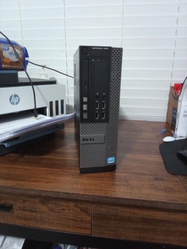 Dell Refurbished Optiplex 7010 SSF Desktop Intel Core i5 16 GB WiFi Windows 11 Pro