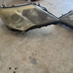 2013 Toyota Camry OEM Headlights