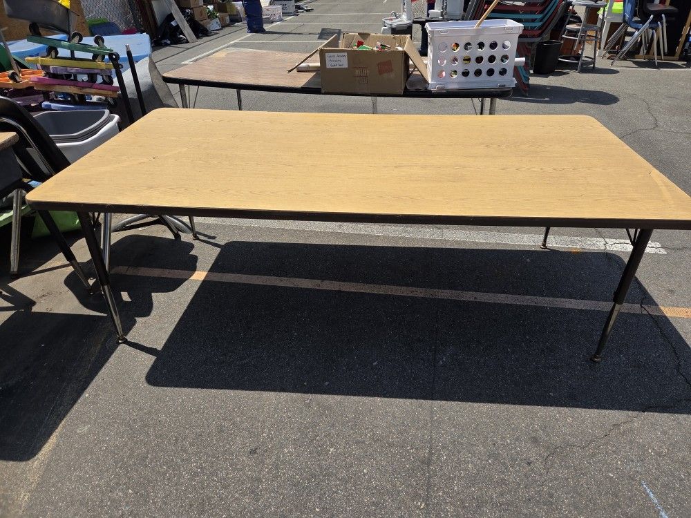 Free Table