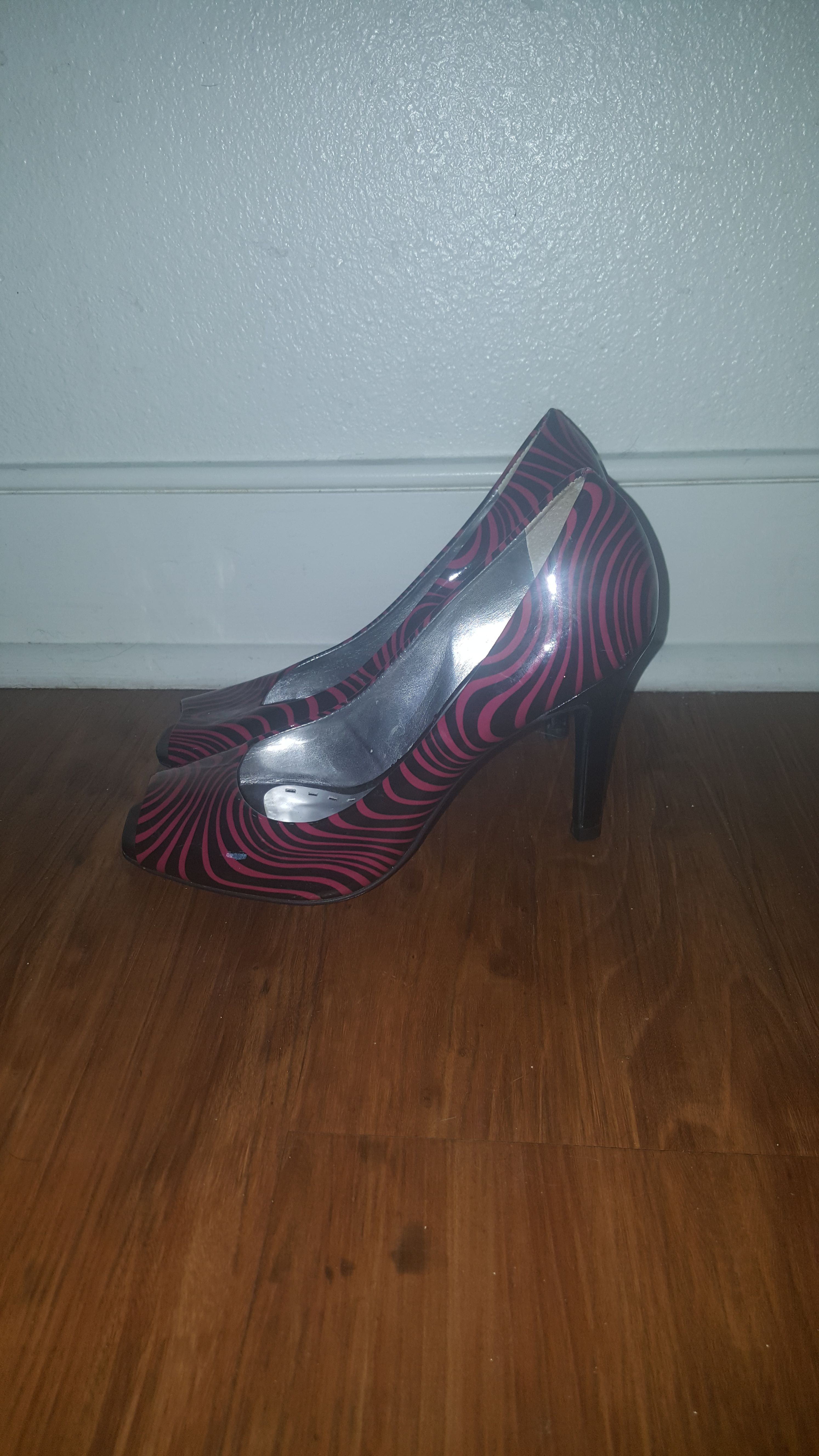 Size 6 Gianni Bini heels
