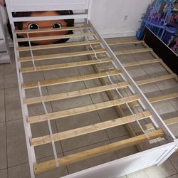 cama twin sobre twin