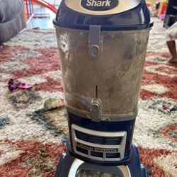 Shark Navigator Lift‑Away NV360 