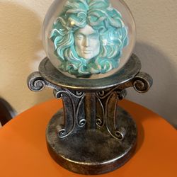 Disney Disneyland The Haunted Mansion Madame Leota Lamp 