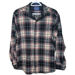 Vintage Pendleton Men's Green White Red 100% Virgin Wool Flannel Plaid Shirt