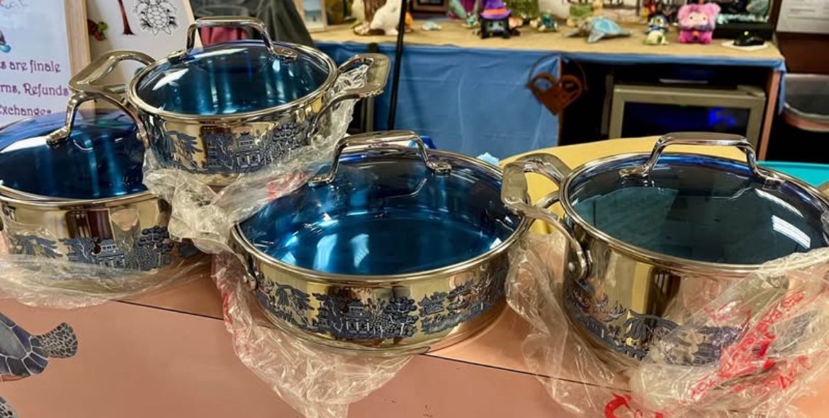 Blue Willow Vintage 8pc set NEW