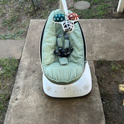 4Moms MamaRoo Swing 