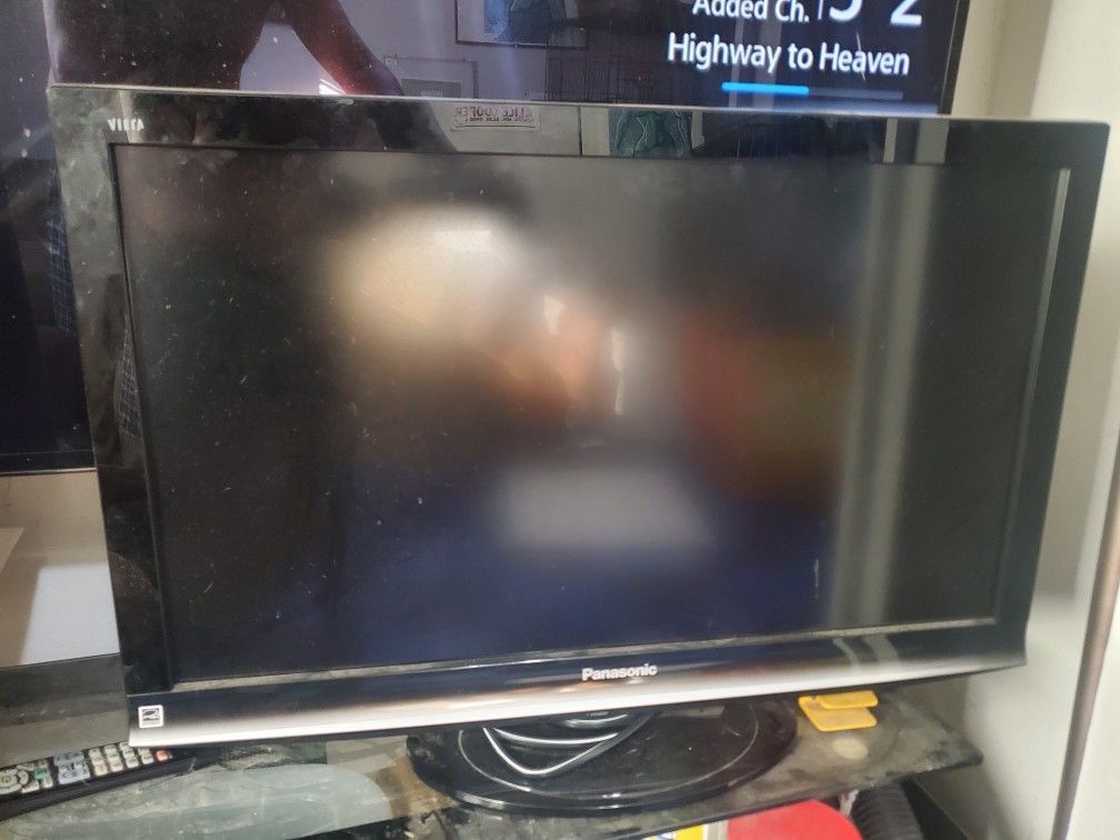 Panasonic 32" TV