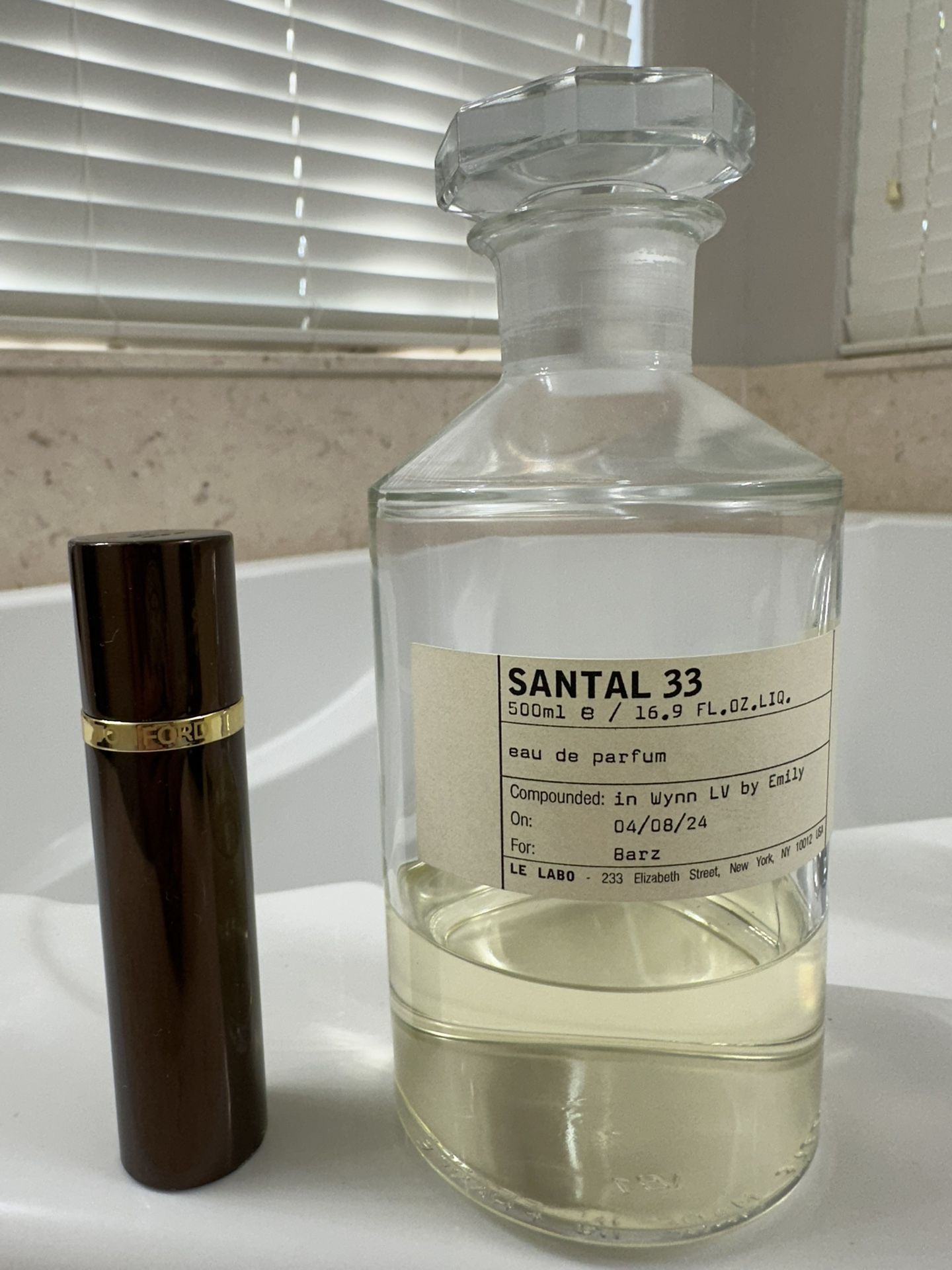 SANTAL 33 by Le Labo 500ml free Decanter Travel Size