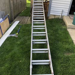 Aluminum Extension Ladder 