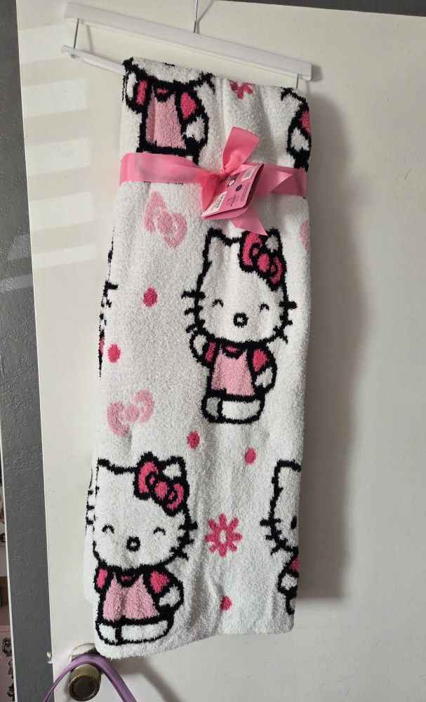 Hello Kitty Blanket 💖