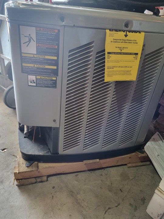 New Trane R22 1.5 ton ac condenser 