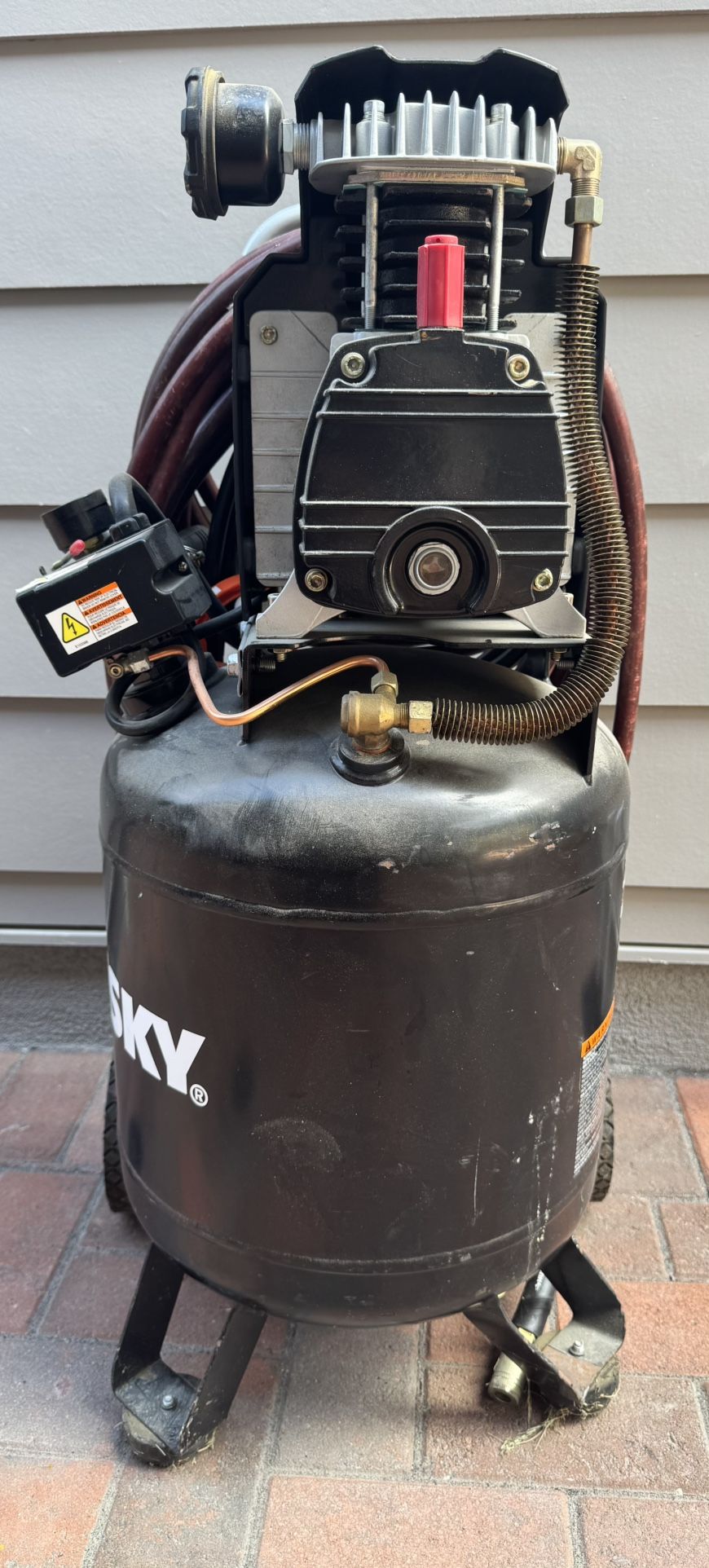 Husky 10 Gallon Air Compressor