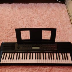 Yamaha Keyboard 