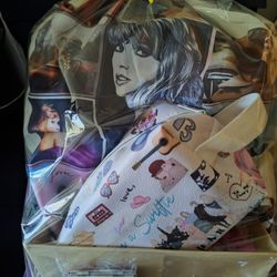 Gift Basket Taylor Swift