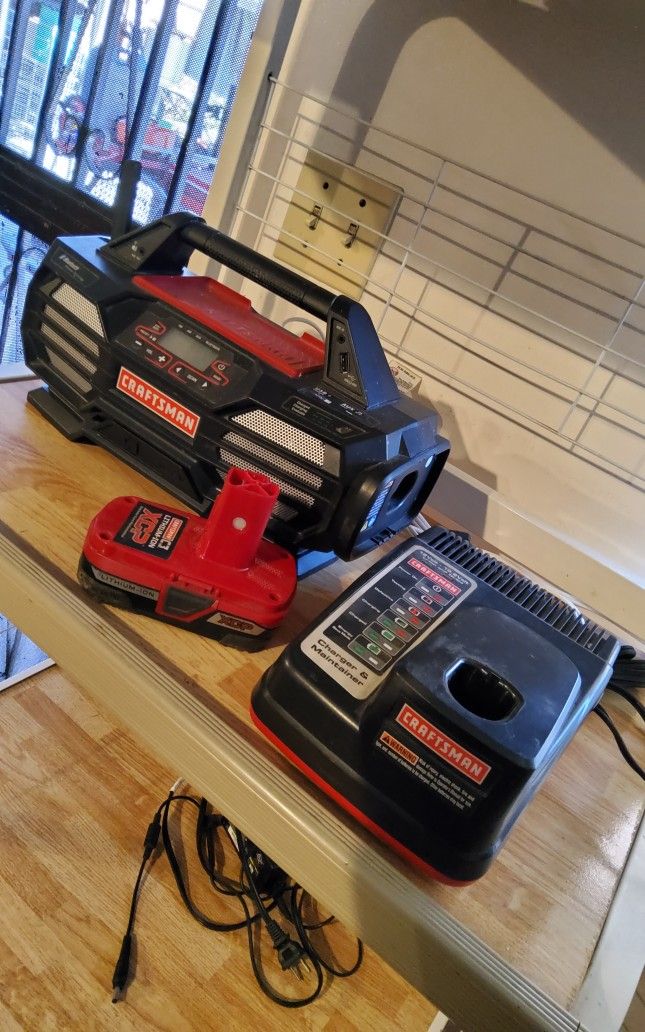 Craftsman Bluetooth Radio Speaker Battery Charger AM/FM Aux. USB With Battery And.Charger