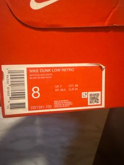 Nike low top brand new never worn !!