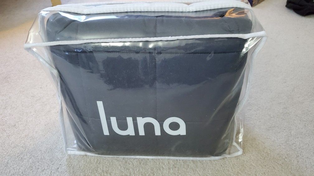 Brand New Luna Blanket