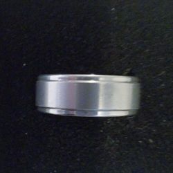 Men's wedding band