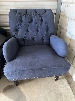 Accent Chairs