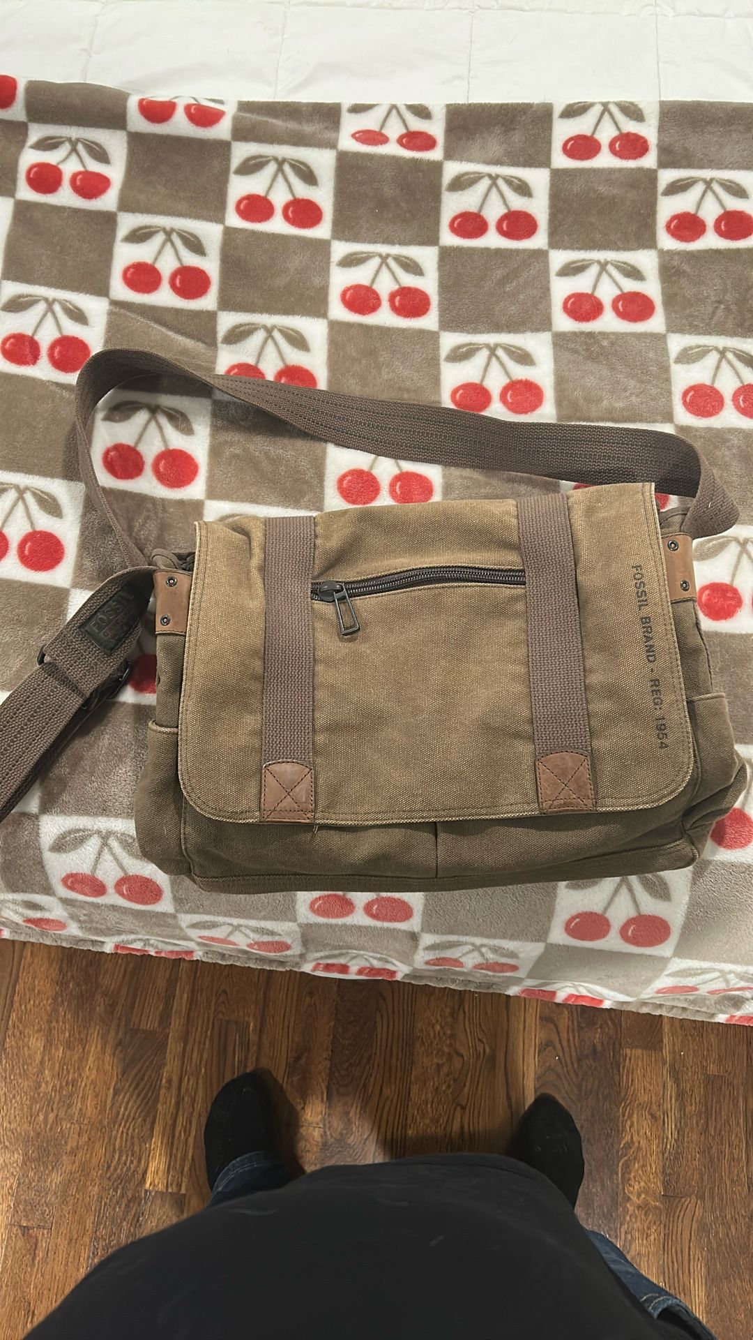 Fossil Messenger Bag