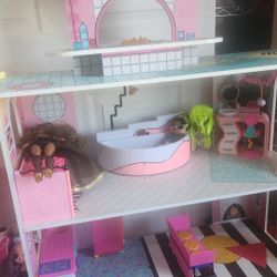 LOL Doll House