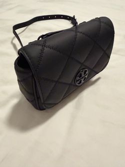 Brand new Tory Burch Fanny pack black