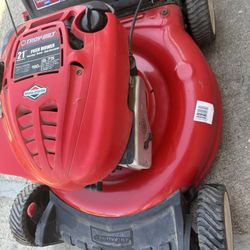 Push Mower Troy Bilt Perfectly Working Condition Tested Before Buy It 6.75hp. 190cc. 160$$ Cash 